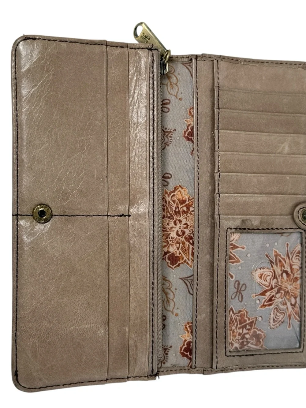 HOBO Classic taupe neutral Leather Wallet